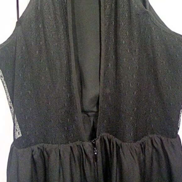 BCBGeneration Black Dress with Lace on open back Size: 8 - Picture 7 of 15